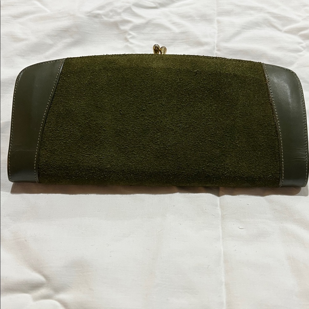 Baronet 5th Avenue Vintage Snap Wallet. Dark green. Great condition!